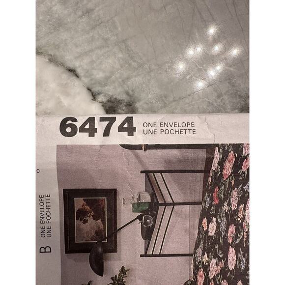 McCalls Vintage Cover Essentials for Chair Covers Futon Covers and Shirred Panel - Picture 6 of 8